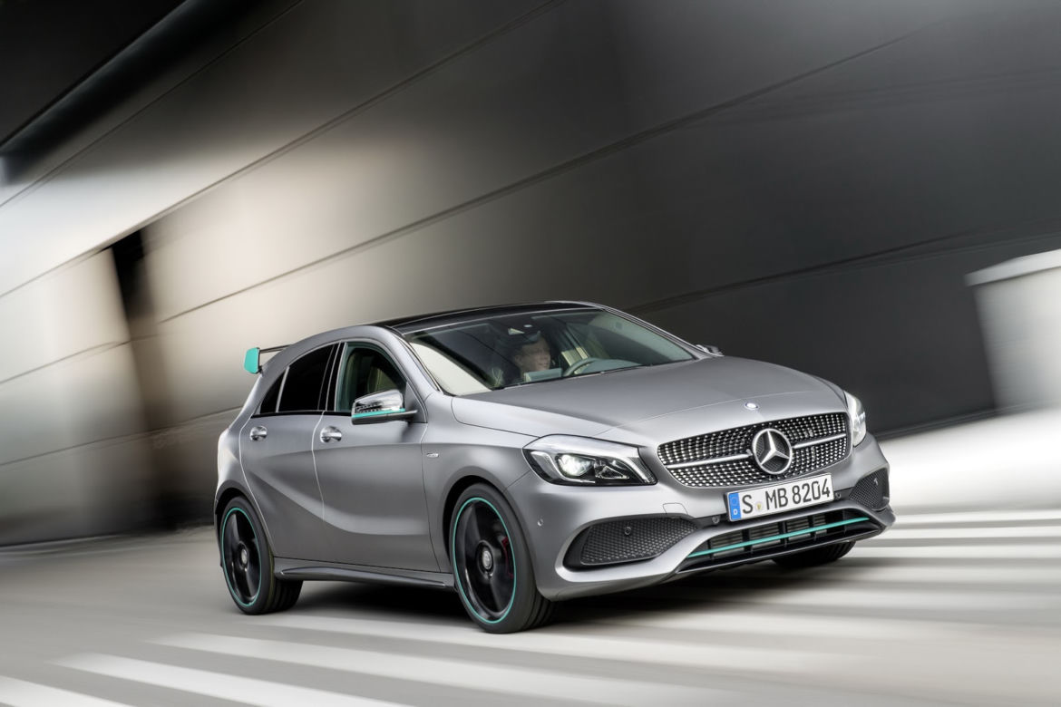 Mercedes-Benz A45 AMG lifting 2016
