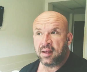 Tomasz Oświeciński (Andrzejek z M jak miłość) na Instagramie opowiada o wypadku i operacji