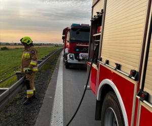Tajemniczy wypadek na A4. Samochód zamienił się w kulę ognia