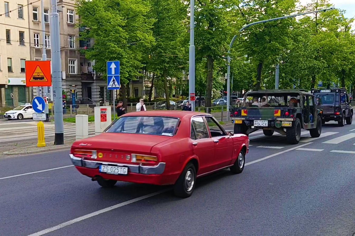 Parada zabytkowych pojazdów w Szczecinie