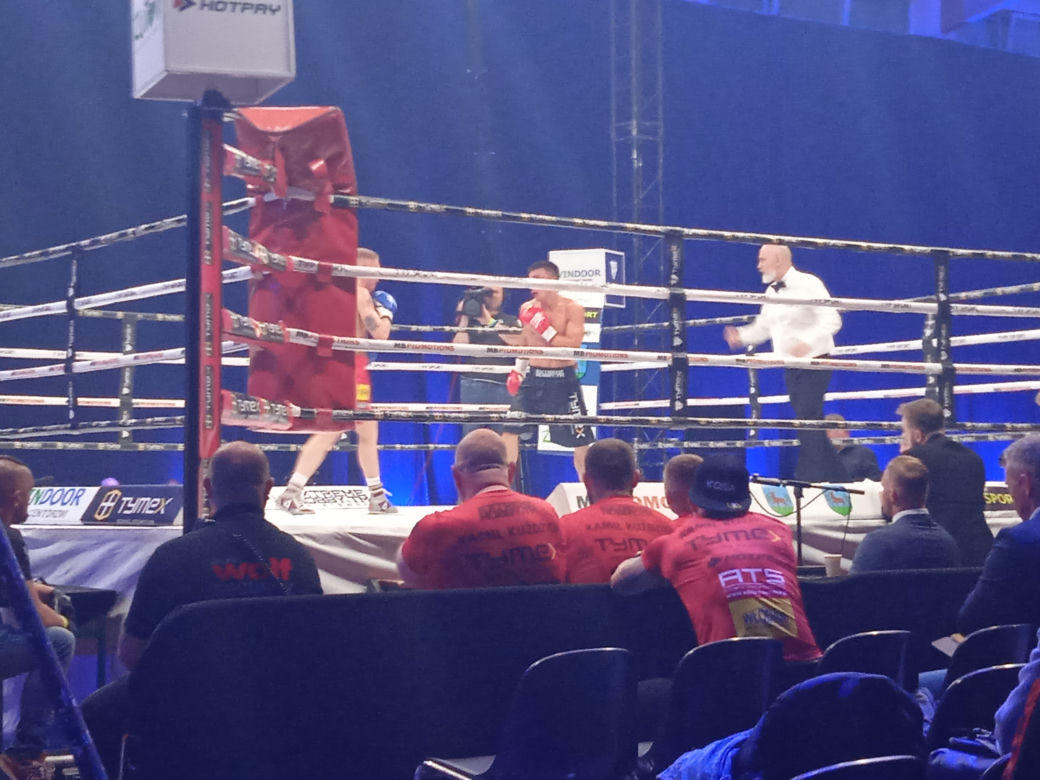 Złotów Boxing Night za nami. Emocjonujące pojedynki rozgrzały Złotów