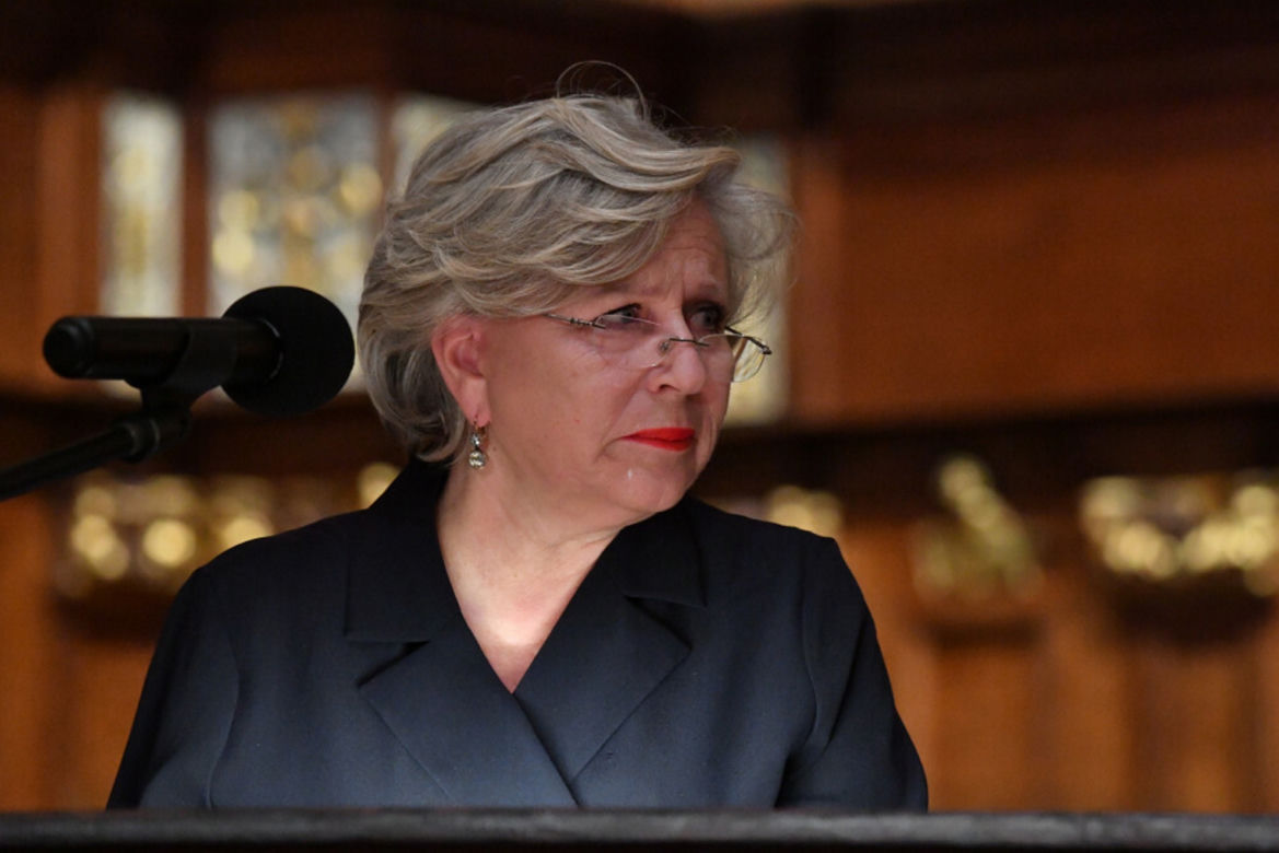 Danuta Wałęsa jak królowa