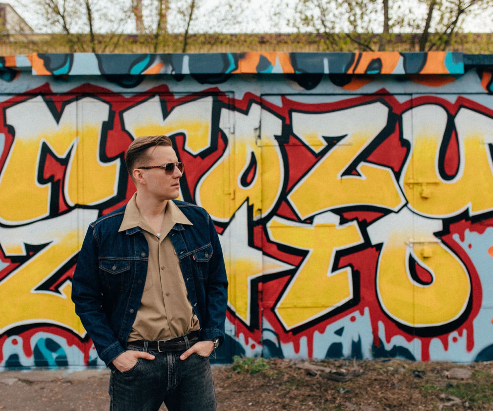Mrozu wrócił z mocnym uderzeniem. Piosenka Złoto z ważnym przekazem!