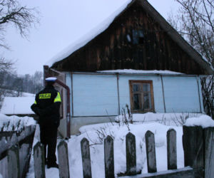 Mordowali piłą mechaniczną