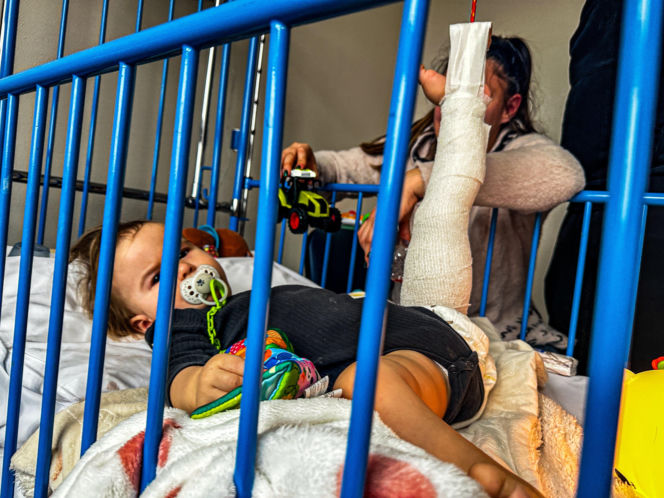 Wypadek w Ostródzie. Malutka Antonina godzinami czekała na pomoc