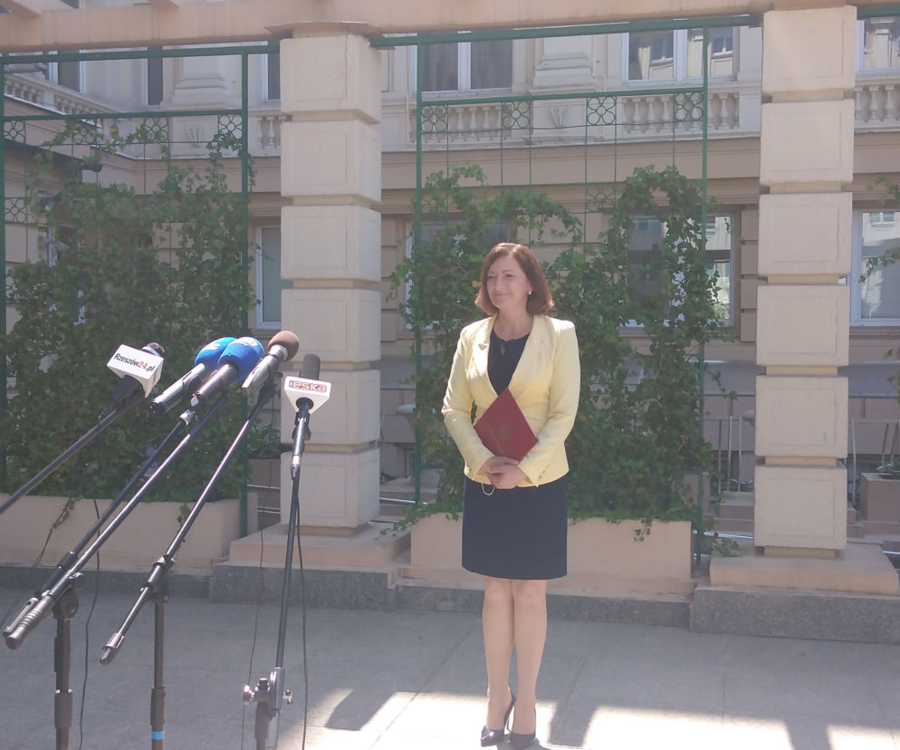 Podkarpacie wzbogaciło się o sześć nowych karetek. Zastąpiły one te wysłużone