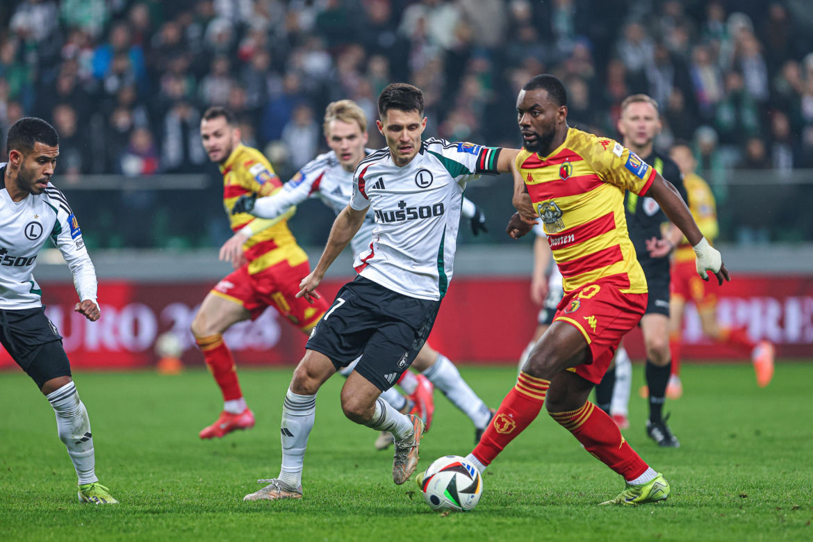 Bartosz Kapustka, Afimico Pululu
