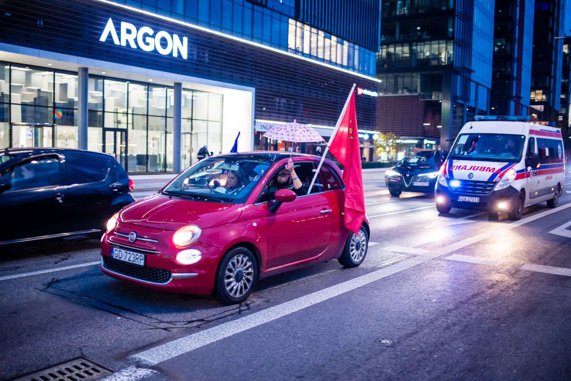 Protest w Gdańsku, a na nim Wałęsa [ZDJĘCIA]