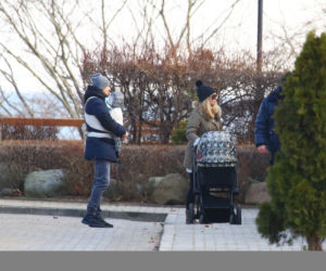 Marcin Dubieniecki i Katarzyna Modrzewska na spacerze