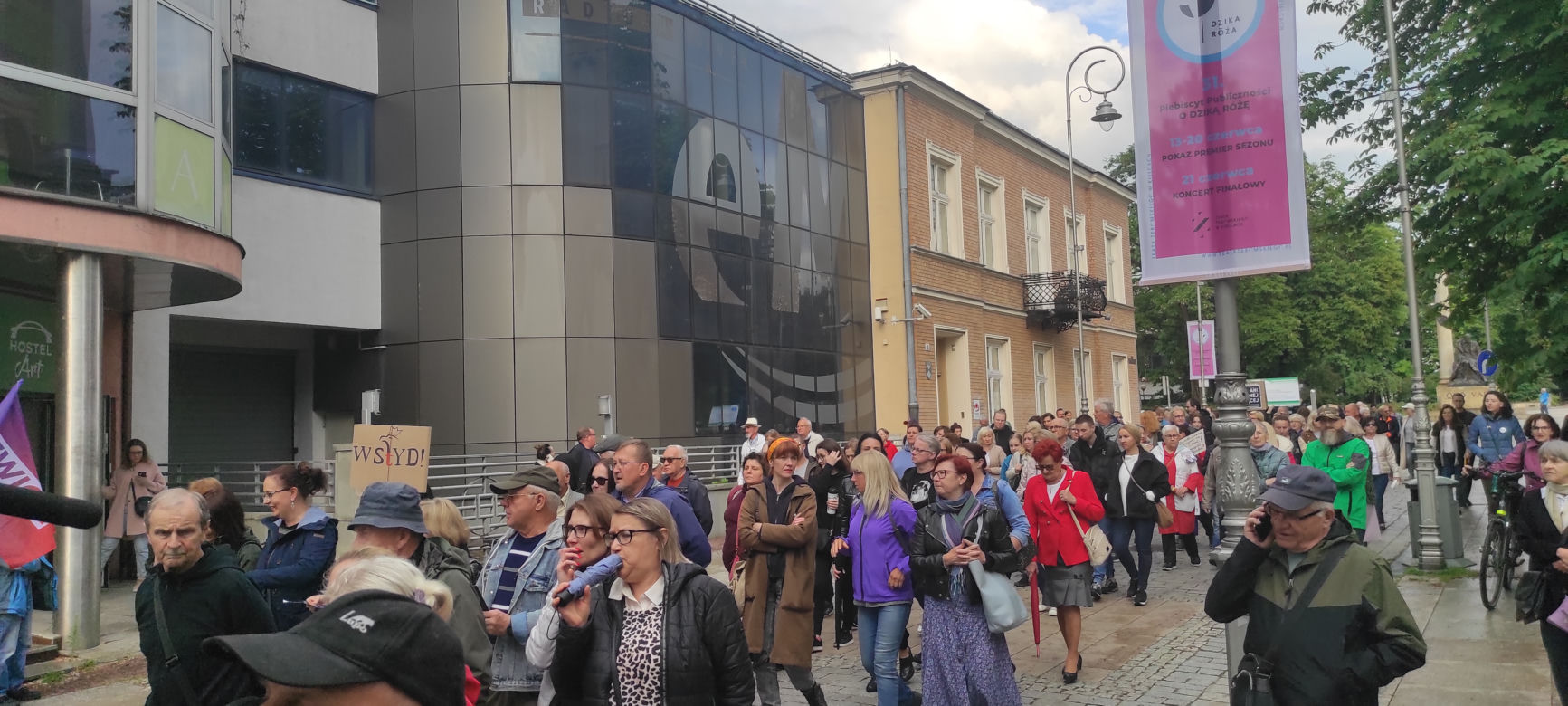 Protest kobiet "Ani jednej więcej!" w Kielcach (14 czerwca 2023)