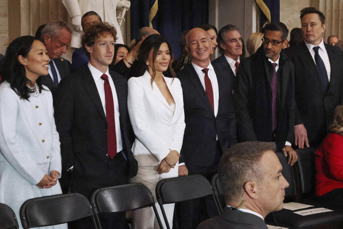 Jeff Bezos usidlony! Lauren Sanchez rozsyła zaproszenia na ślub