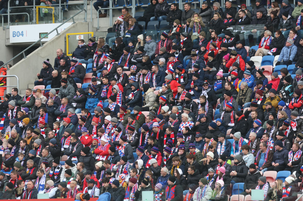 Górnik Zabrze zmierzył się z Puszczą Niepołomice. Na trybunach niemal 15 tys. kibiców