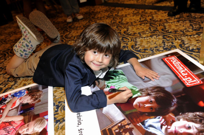 Mateusz Pawłowski jest dziś nie do poznania. Tak zmienił się Kacperek z serialu "Rodzinka.pl"