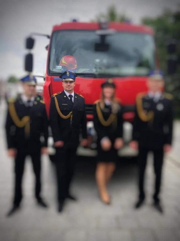 Natan zadławił się aparatem. Uratował go strażak z Gliwic! Kim jest Łukasz Składan? 