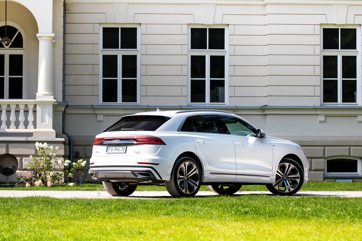 Audi Q8 50 TDI quattro tiptronic 