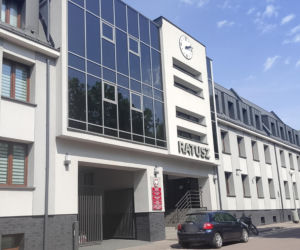 Jedno z najstarszych miast w Polsce leży w województwie łódzkim. Można w nim spotkać gigantycznego pająka!