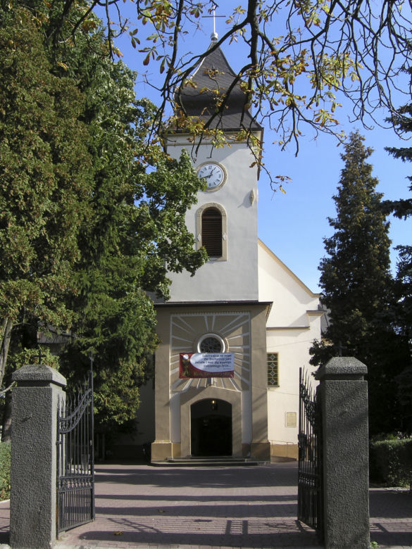  Kościół Narodzenia pw. Narodzenia Najświętszej Maryi Panny w Bełchatowie