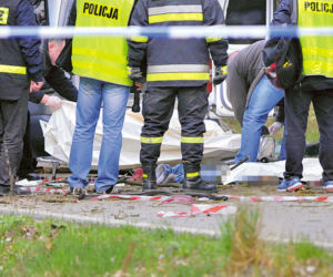 Siedmioro dzieciaków zginęło na drzewie. Serca rodziców krwawią od 12 lat