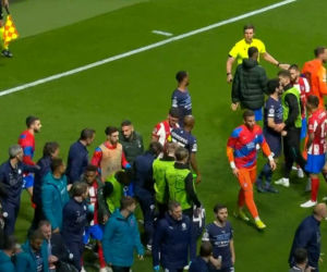 Zadyma podczas meczu Atletico - Manchester City