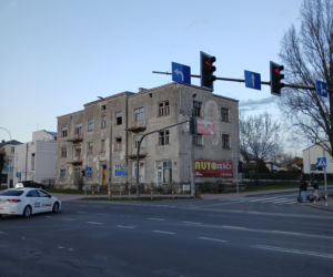 Budynek przy Alei Legionów 31 w Łomży