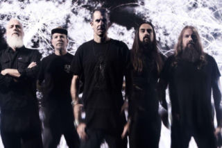 Randy Blythe wyjaśnił, dlaczego doszło do zmiany logo Lamb of God. To było jak menu restauracji z falafelami