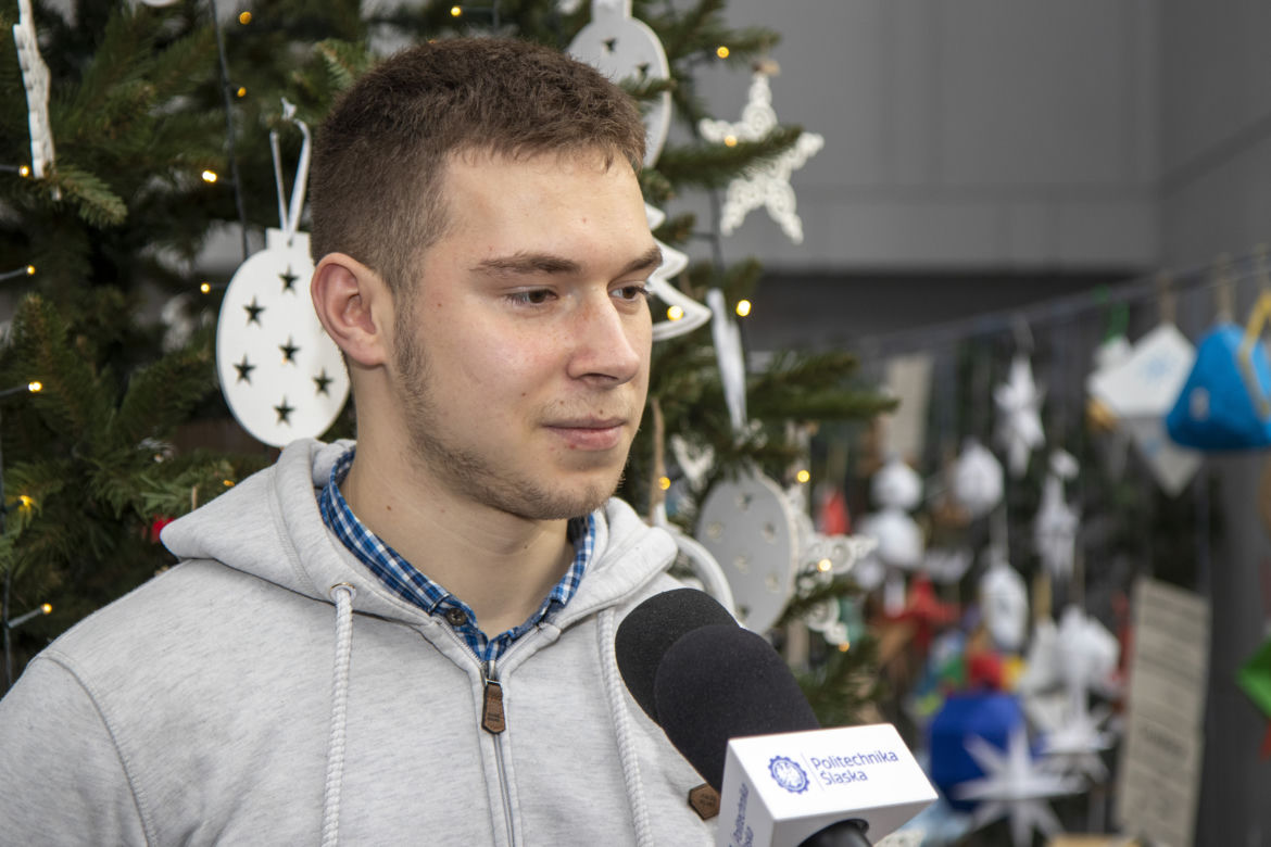 Studenci Politechniki Śląskiej przygotowali geometryczne ozdoby świąteczne