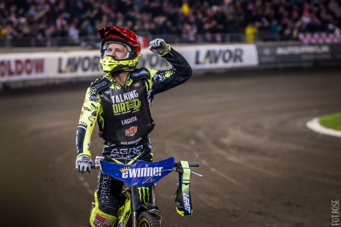 Grand Prix Polski w Toruniu. Łaguta wygrał na Motoarenie. Zdjęcia kibiców i zawodników 