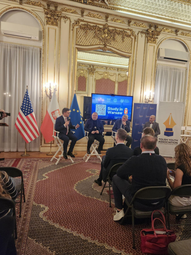 W Nowym Jorku namawali do studiów w Warszawie