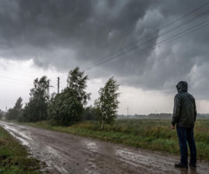Załamanie pogody w Polsce. Gdzie uderzą najsilniejsze burze i wiatr?