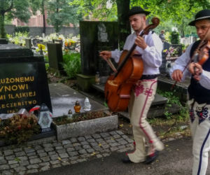 Z muzyką do grobu Wojciecha Korfantego