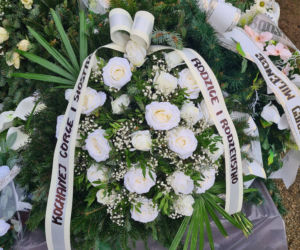 Bykowce: Grób młodziutkiej Milenki. 13-letnia dziewczynka popełniła samobójstwo  [ZDJĘCIA]