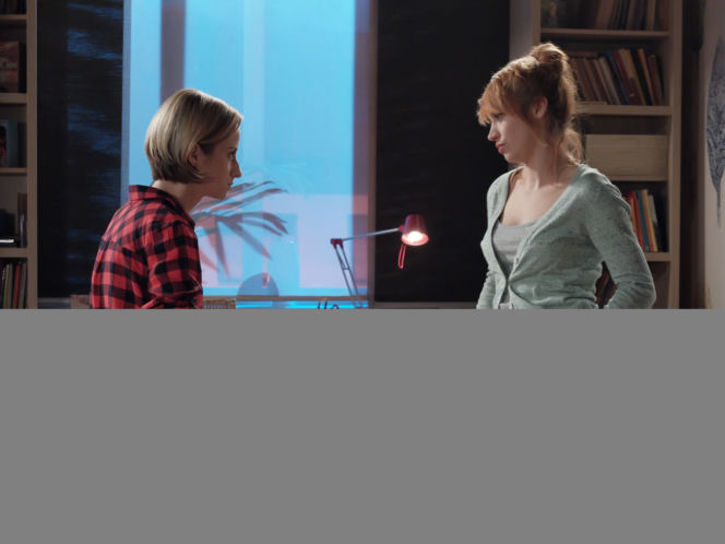 Pierwsza miłość. Sabina (Urszula Dębska), Daria (Angelika Kujawiak)