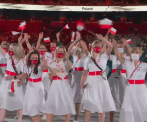 Defilada Polaków podczas ceremonii otwarcia Tokio 2020