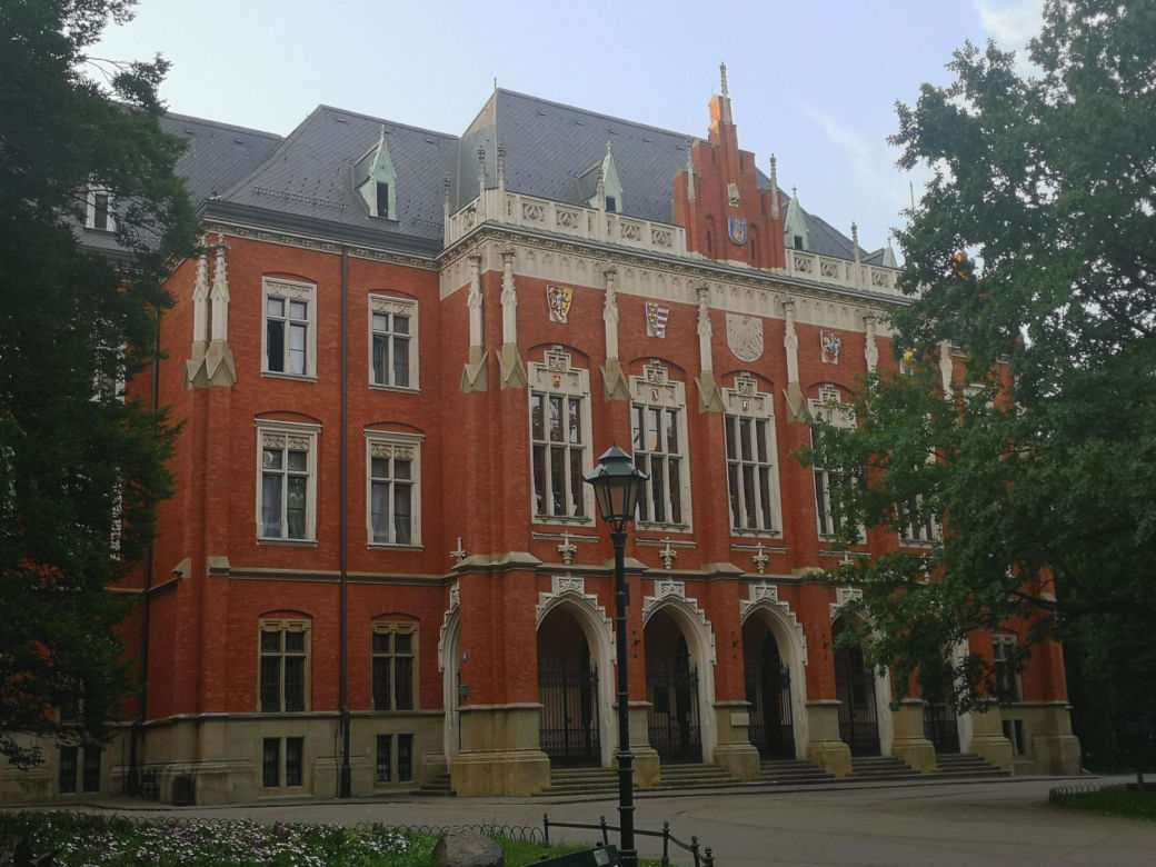 Uniwersytet Jagielloński - stomatologia - 70 tys. zł
