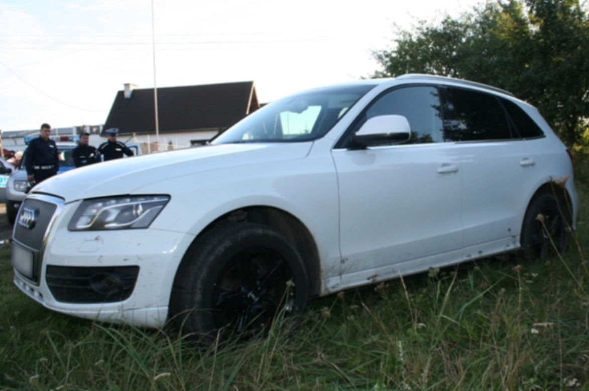 Policjanci odzyskali skradzione audi q5