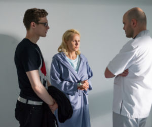 Na Wspólnej odcinek 2033, Maks Brzozowski (Adam Fidusiewicz), Ilona Zdybicka (Anna Samusionek)