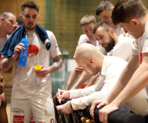 Mitchell rzuca 31 punktów i daje Polonii zwycięstwo w ostatniej sekundzie!.