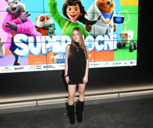 Premiera Supermocni