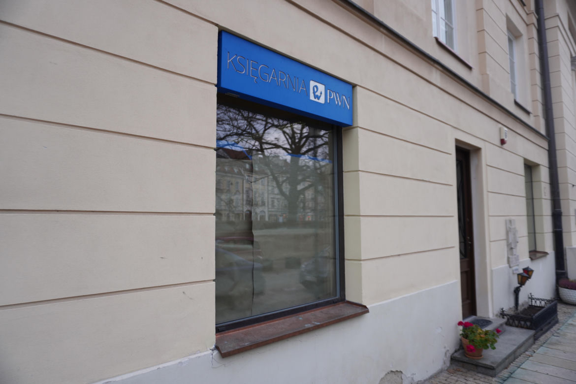Zlikwidowana księgarnia PWN w Warszawie
