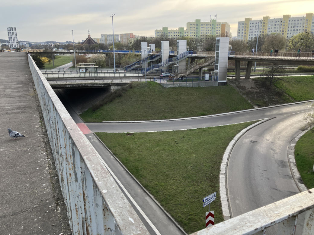 Kładka-monstrum na gdańskiej Zaspie