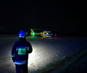 Potworny wypadek pod Sochaczewem. 45-latek nie żyje, wśród rannych dzieci