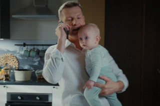 M jak miłość odc. 1901. Antoś (Mark Myronenko), Paweł (Rafał Mroczek)