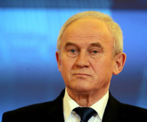 1pub_Premier oddał nagrodę, ministrowie się buntują