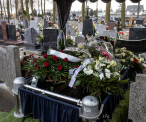 30 duchownych żegnało księdza samobójcę