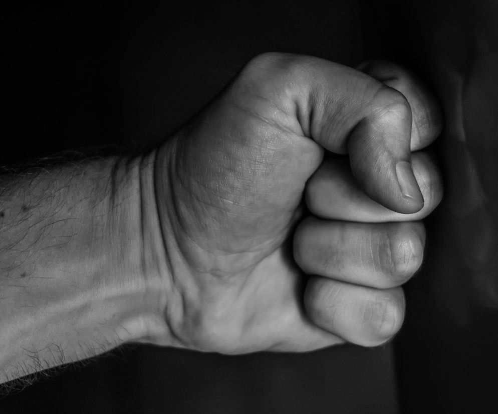 Zrobił TO własnej matce i bratu! Wziął nóż, groził, że ZABIJE. MAKABRA na Lubelszczyźnie
