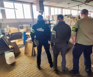 Nielegalna fabryka papierosów zlikwidowana. Polacy i Paragwajczycy zatrzymani