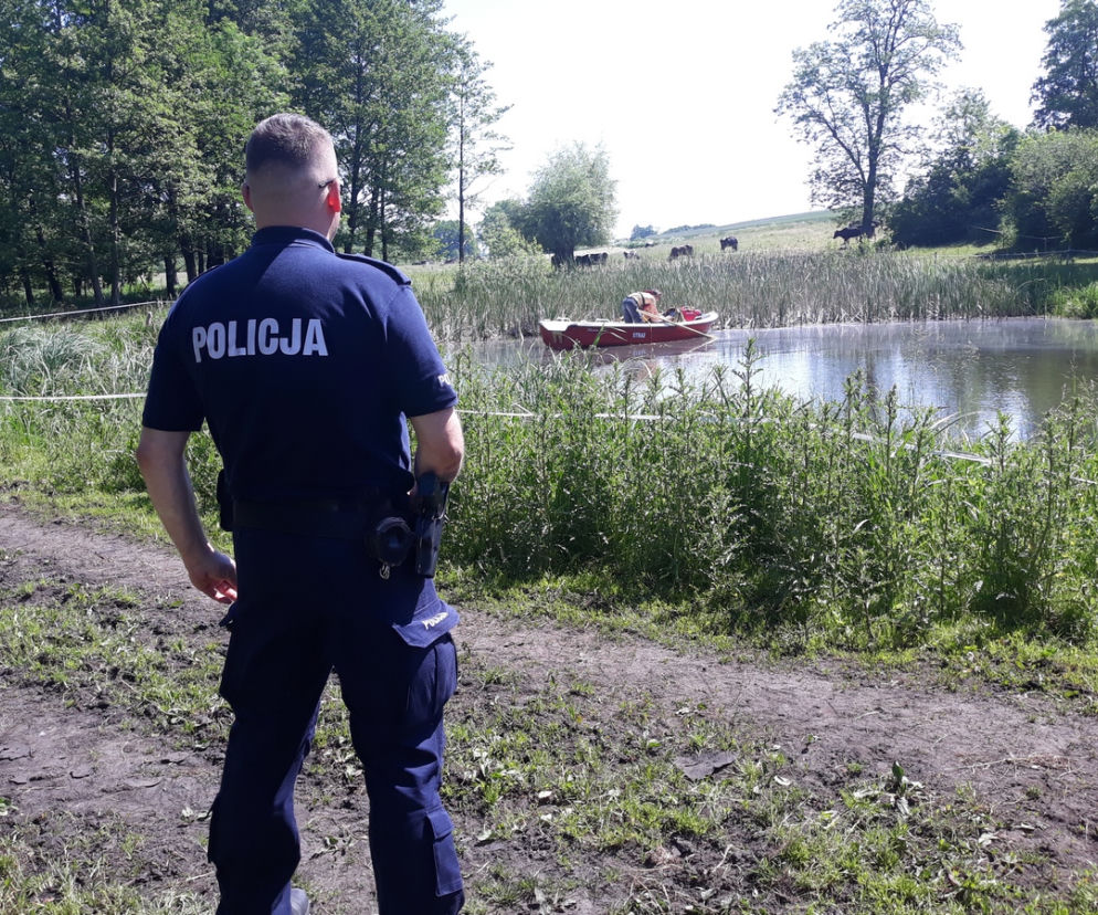 Trwają poszukiwania Reginy Adryańczyk. Policjantów z Radziejowa wspierają strażacy