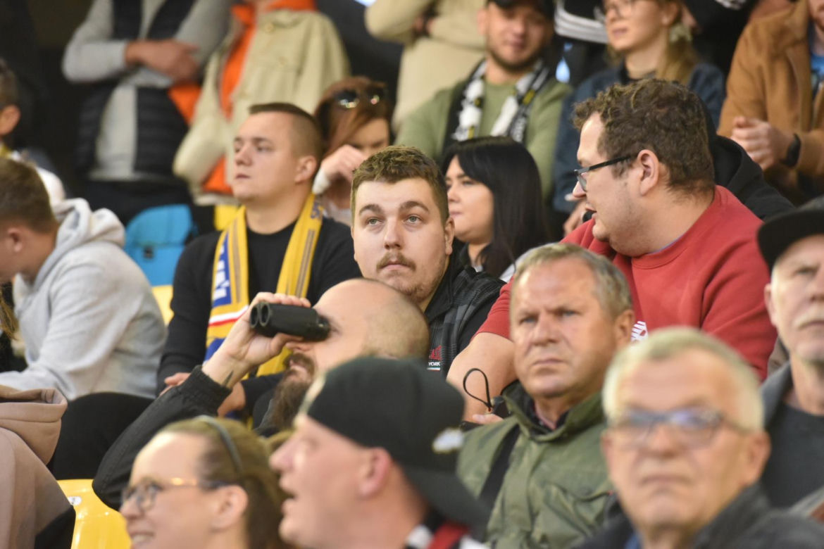 PRES Grupa Deweloperska Toruń - Betard Sparta Wrocław. Zdjęcia kibiców i zawodników z półfinału PGE Ekstraligi na Motoarenie