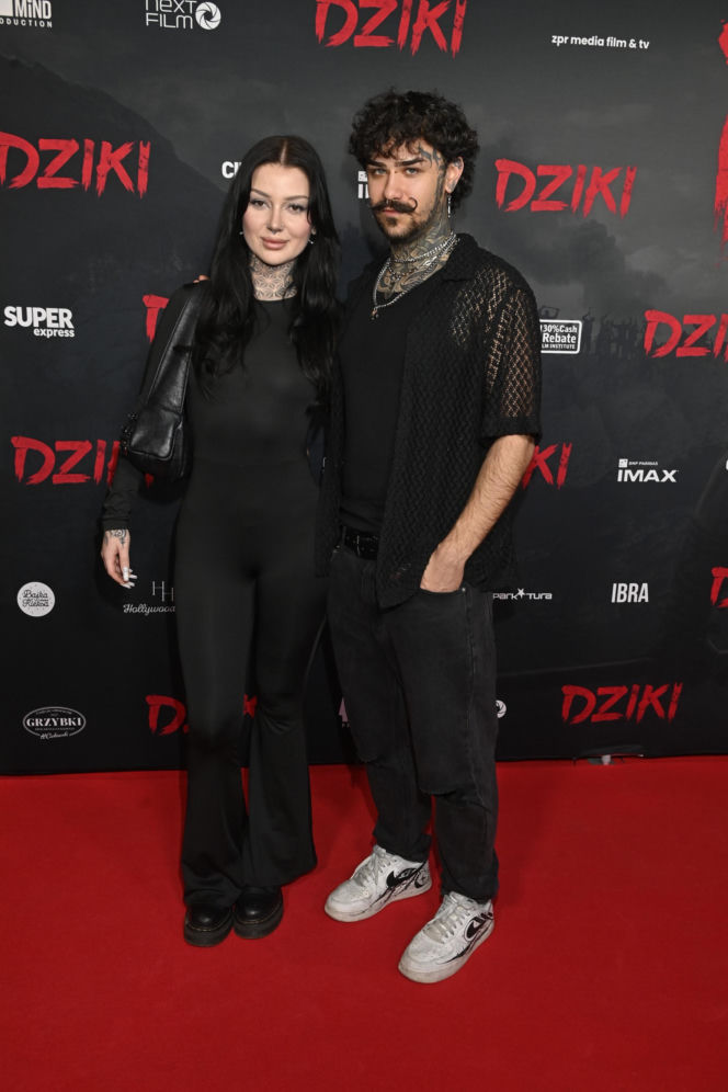 Tłum gwiazd na premierze filmu "Dziki"