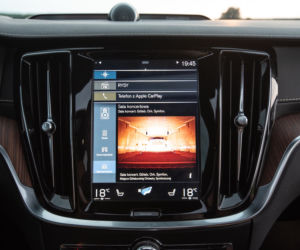 System audio Bowers & Wilkins w Volvo V60 Cross Country